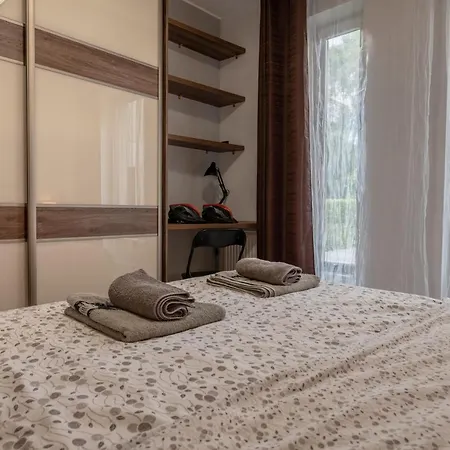 Apartwro - Przestronny Apartament Z Tarasem 5 Min Od Rynku Garaz Projektor Wroclaw